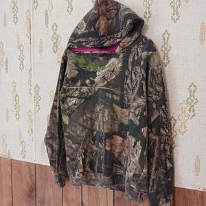 Mossy Oak camouflage hoodie size medium